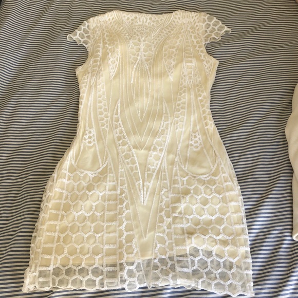 Off white/cream dress - Picture 3 of 3